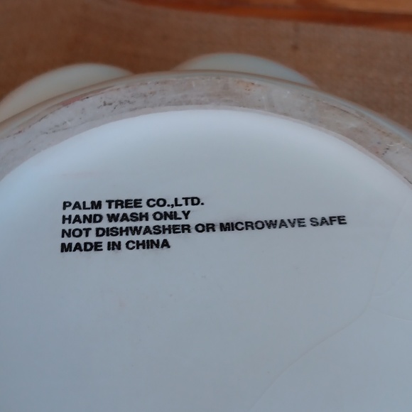 Santa Ceramic Dish - Picture 5 of 5